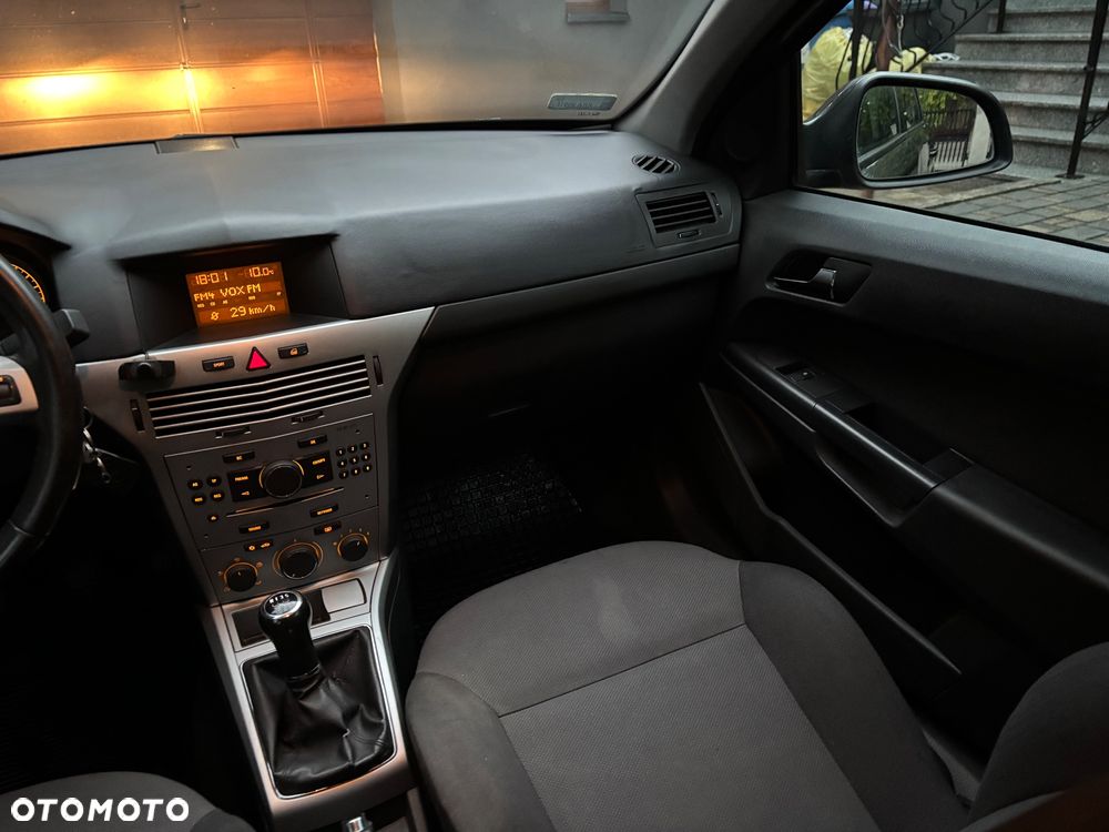 Opel Astra III 1.7 CDTI - 19