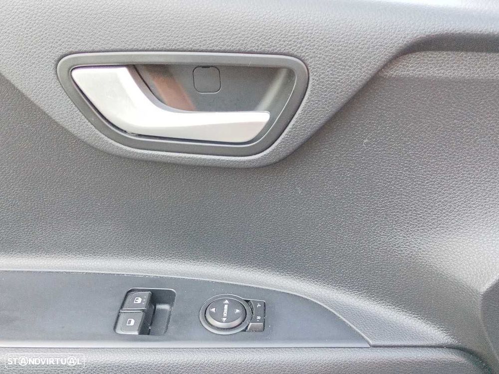 Kia Rio - 17