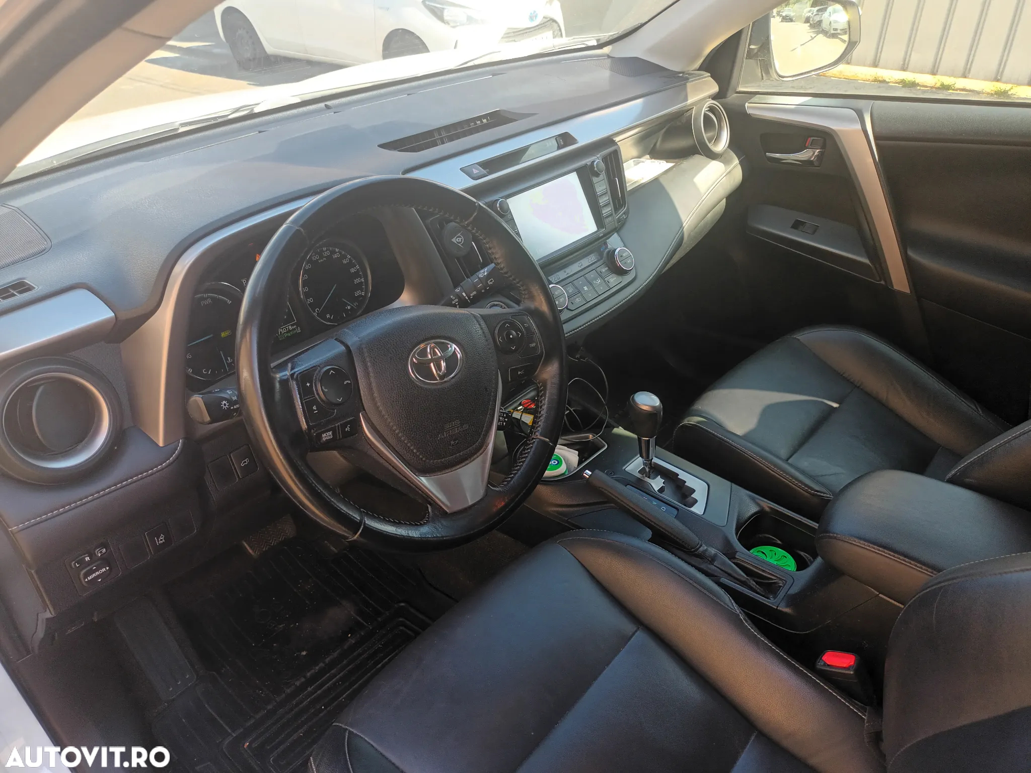 Toyota RAV4 2.5 VVT-i HSD 4x4 Luxury - 6