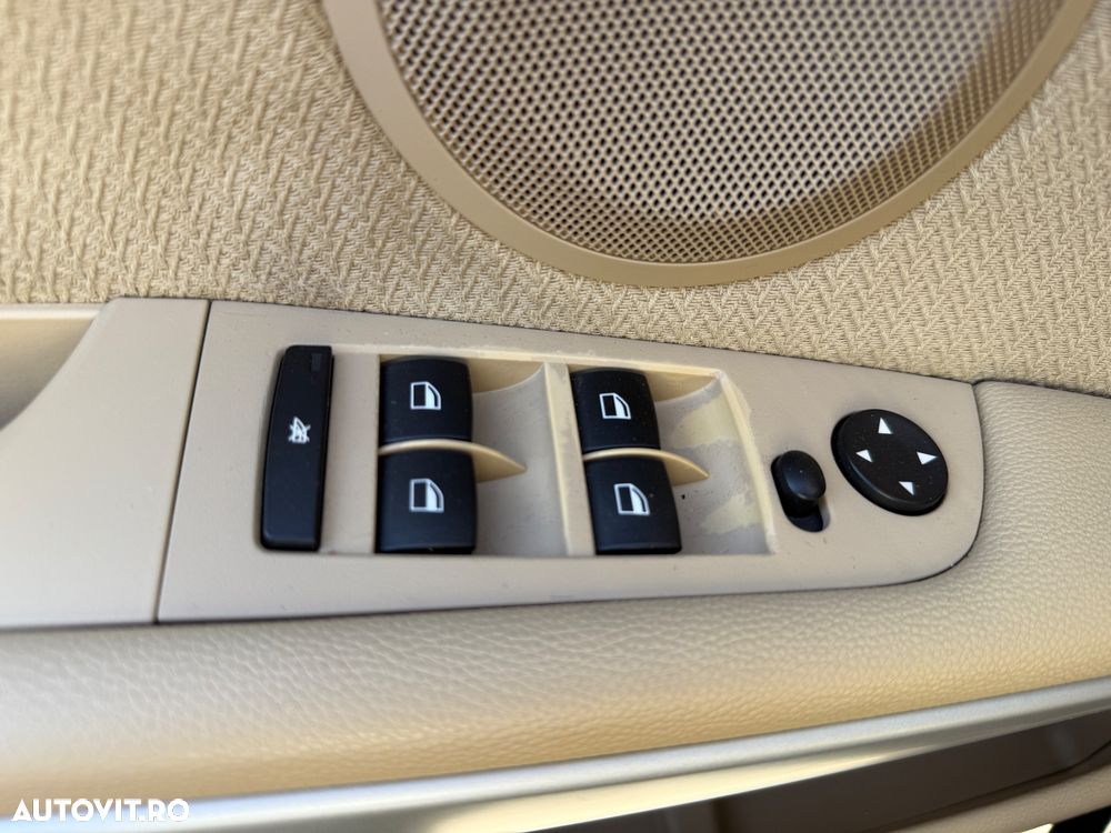 BMW Seria 3 318d - 12