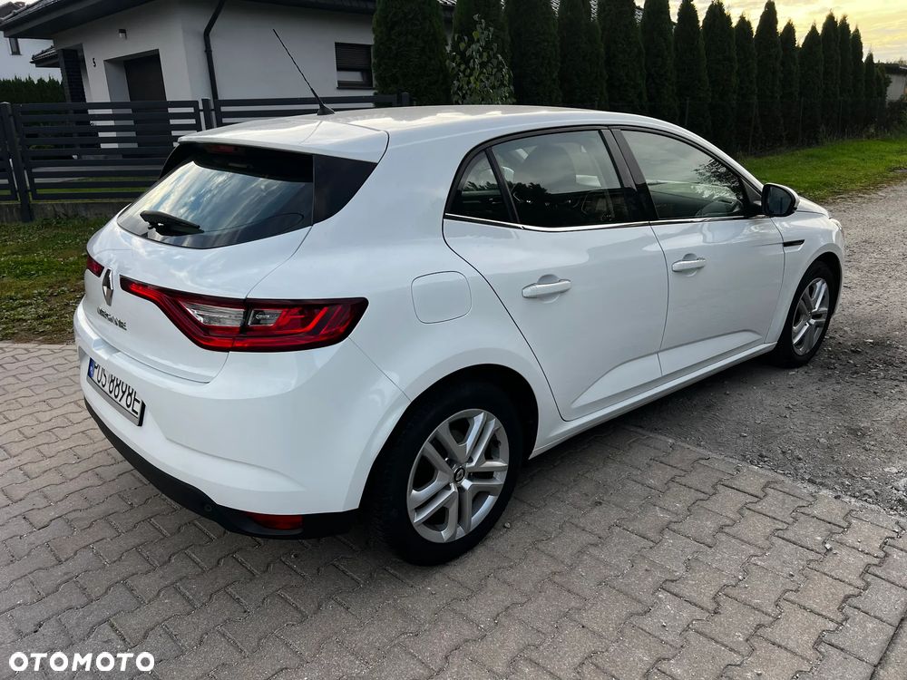 Renault Megane 2016 photo 3