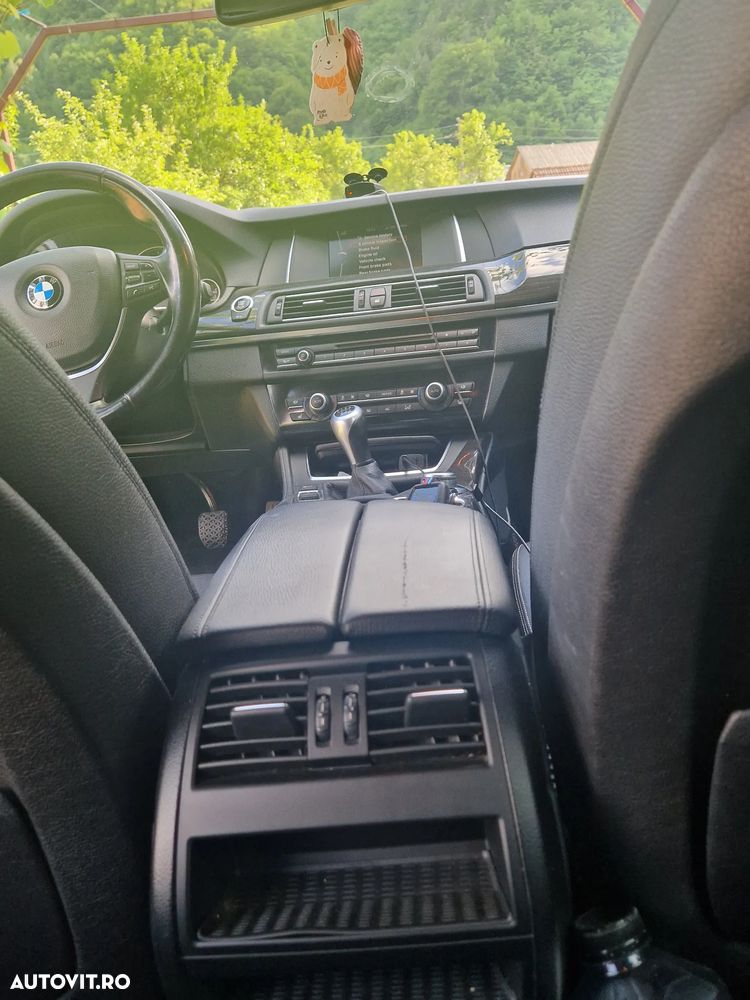 BMW Seria 5 520d Luxury Line - 15