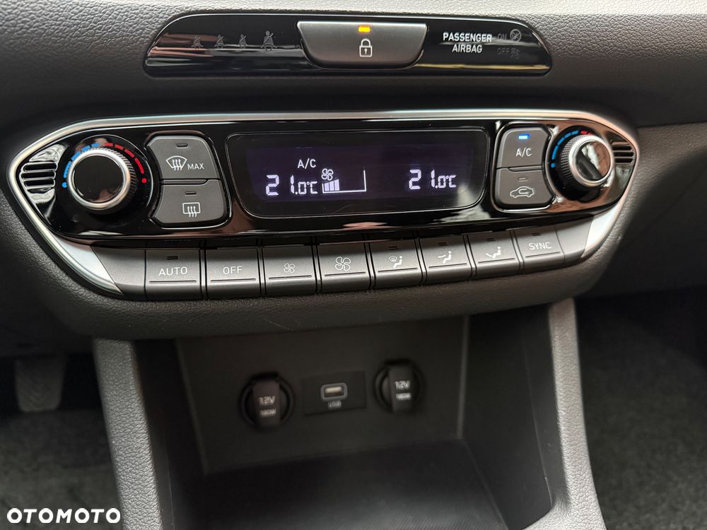 Hyundai i30 1.5 DPI Comfort - 17