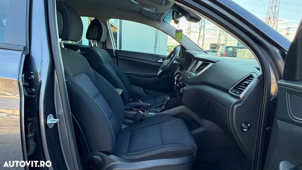 Hyundai Tucson 2.0 CRDI 4WD Automatik Style - 17