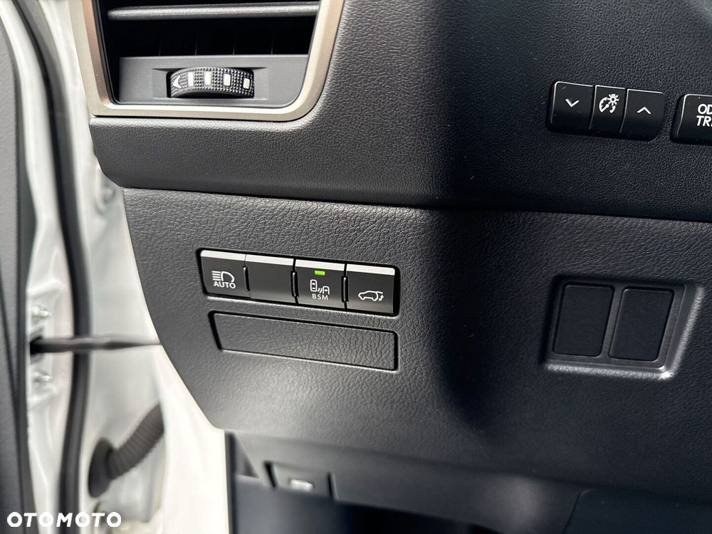 Lexus NX 300h F Impression AWD - 20