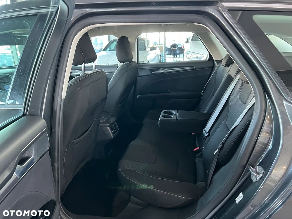 Ford Mondeo 2.0 EcoBlue Titanium - 35