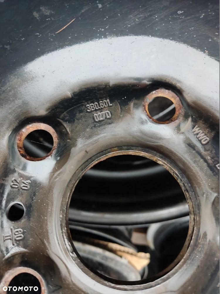 Felga stalowa VW Passat ET37 15 cali 5x112 3b060l027d - 2