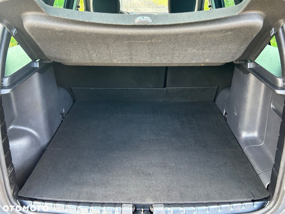 Dacia Duster dCi 110 FAP 4x4 Laureate - 16