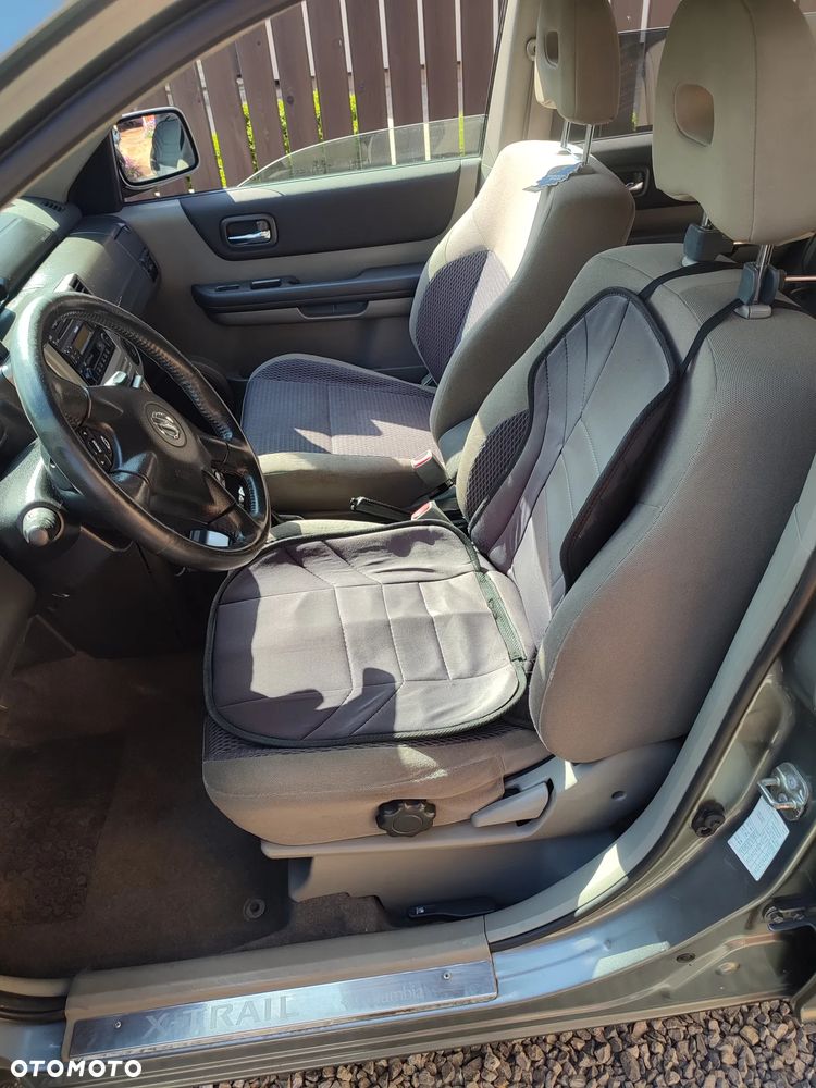Nissan X-Trail 2.2 dCi 4x4 Columbia - 23