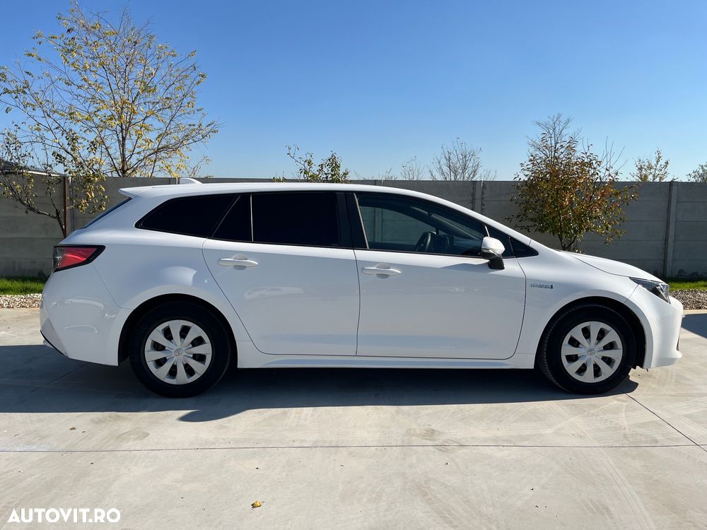 Toyota Corolla Sedan 1.8 HSD Business - 7