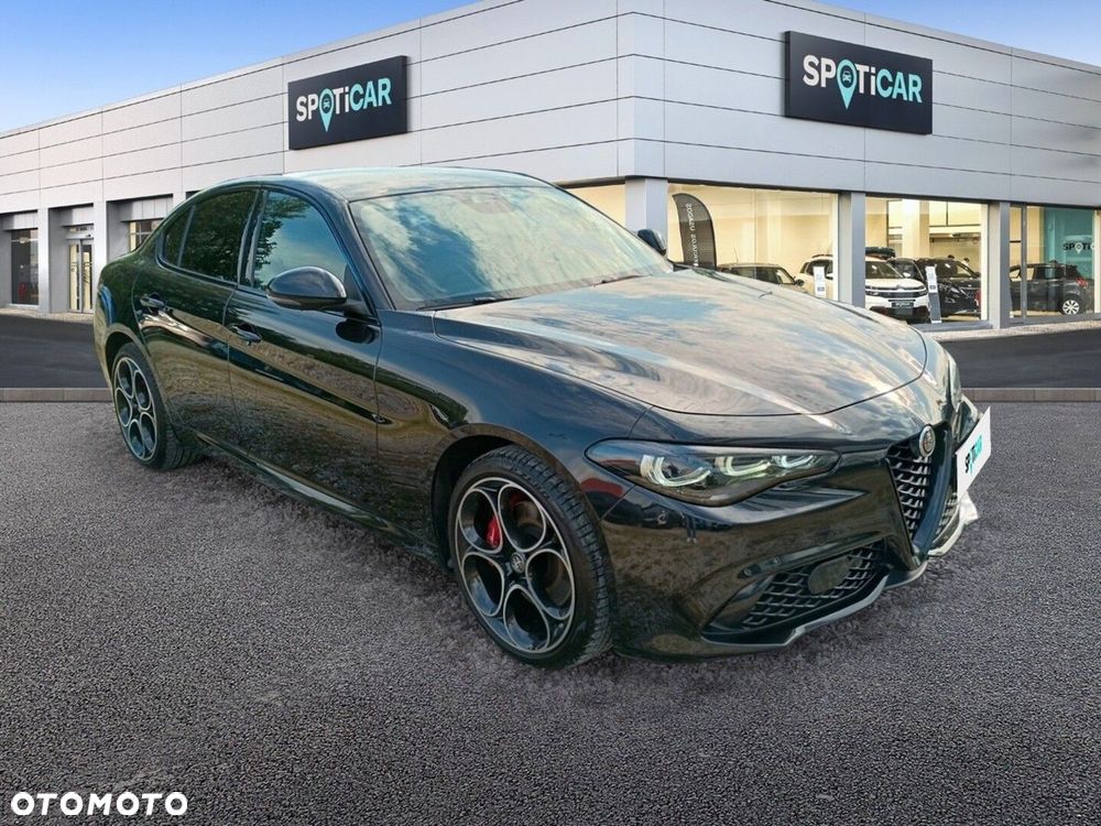Alfa Romeo Giulia 2.0 Turbo Competizione Q4 - 4