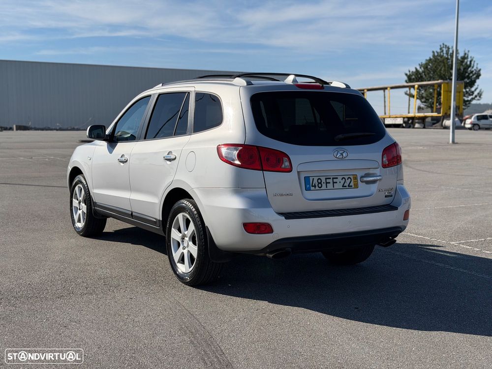 Hyundai Santa Fe 2.2 CRDi 7Wagon Sport - 4