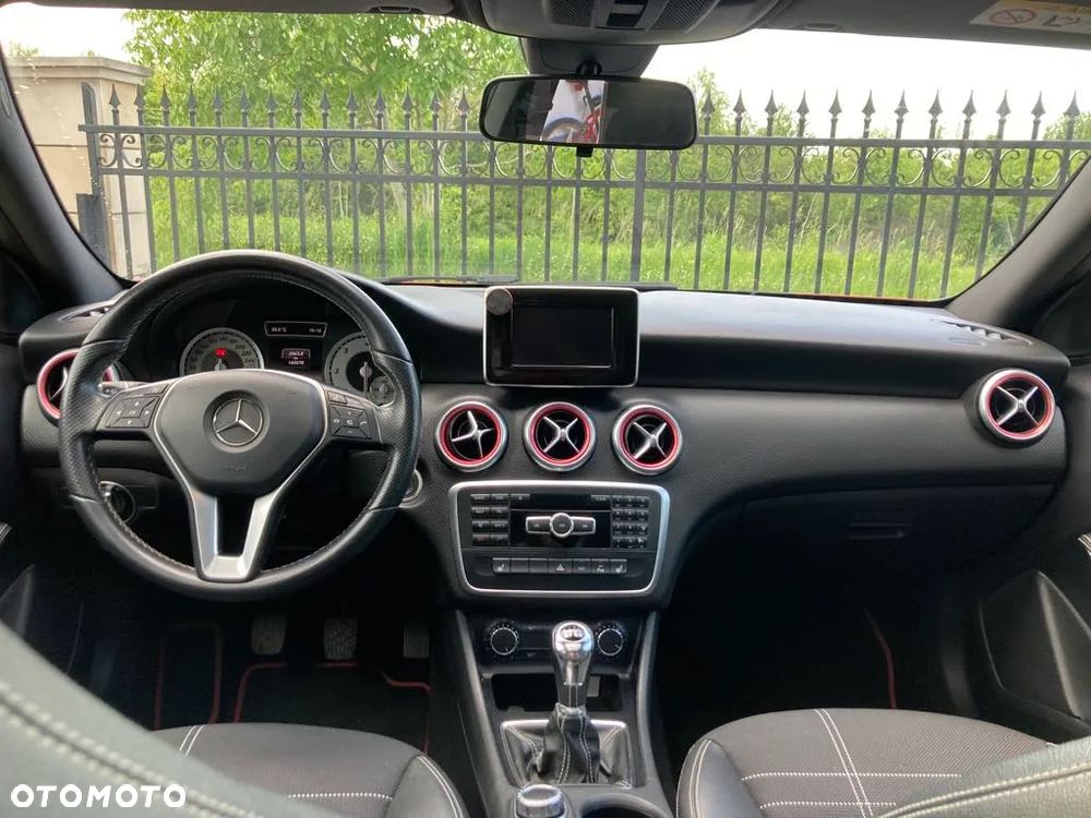 Mercedes-Benz Klasa A 200 CDI - 14