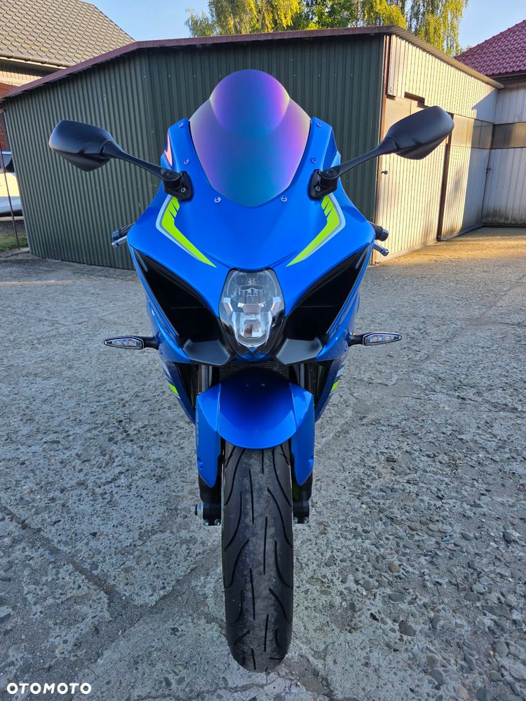 Suzuki GSX-R - 12