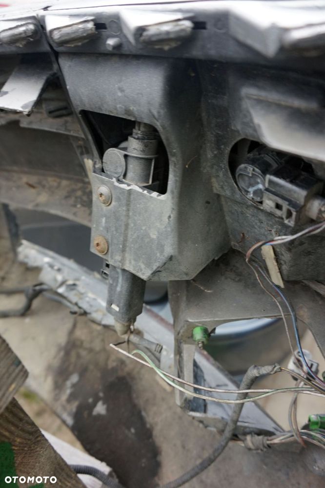 SPRYSKIWACZ LAMPY LEWY A8 II D3 4E2 LIFT ZAŚLEPKA KOMPLET CZARNY AUDI 2005-2010 - 2