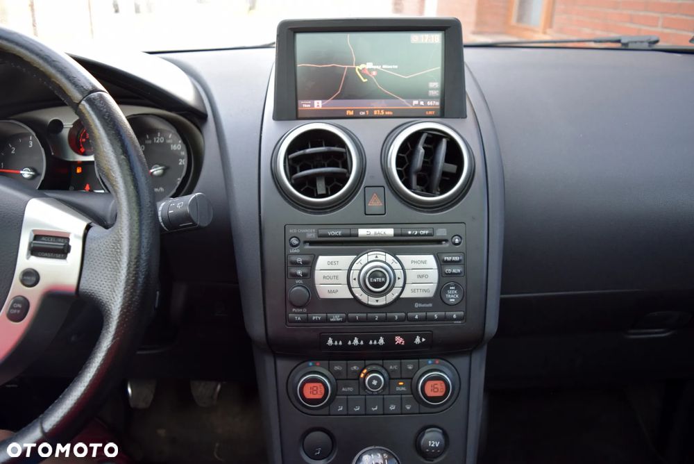 Nissan Qashqai+2 2.0 dCi Tekna - 24