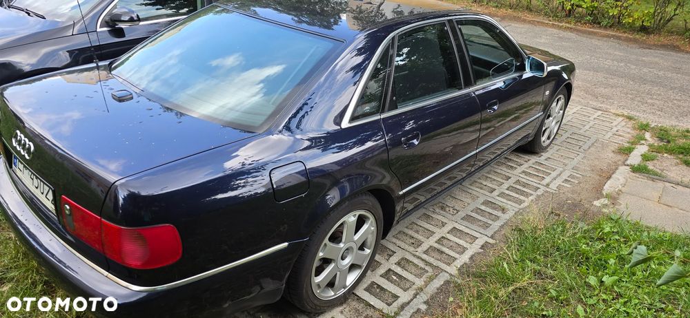 Audi S8 - 4