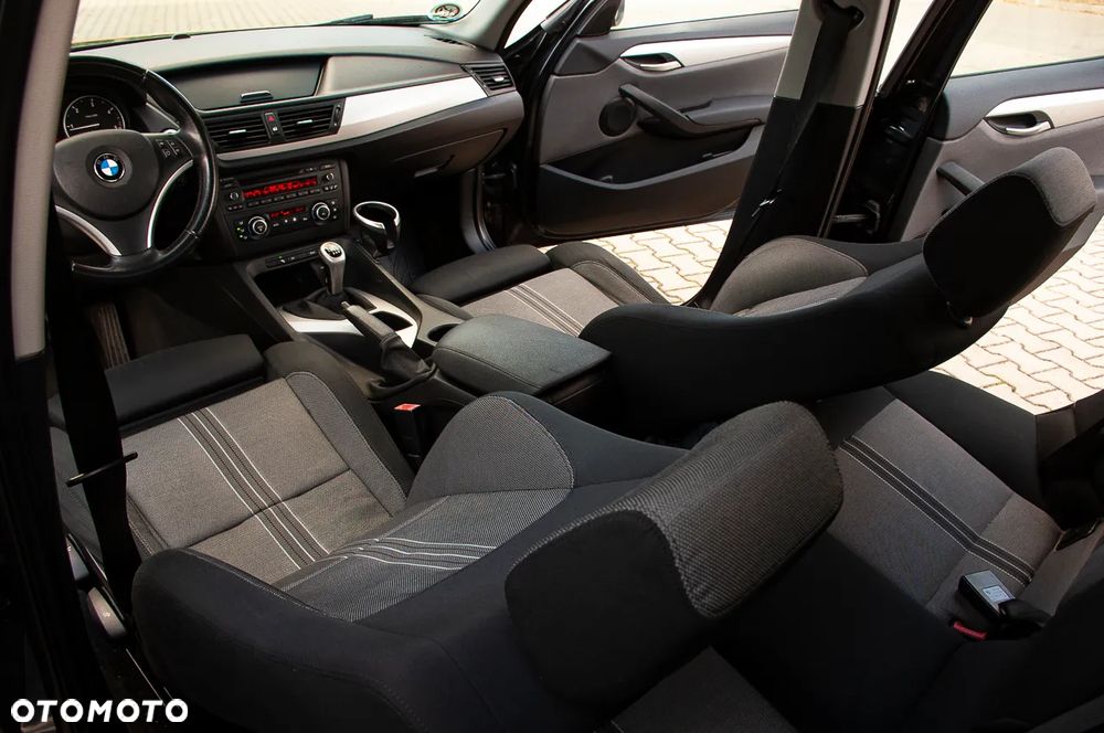 BMW X1 sDrive20d - 24