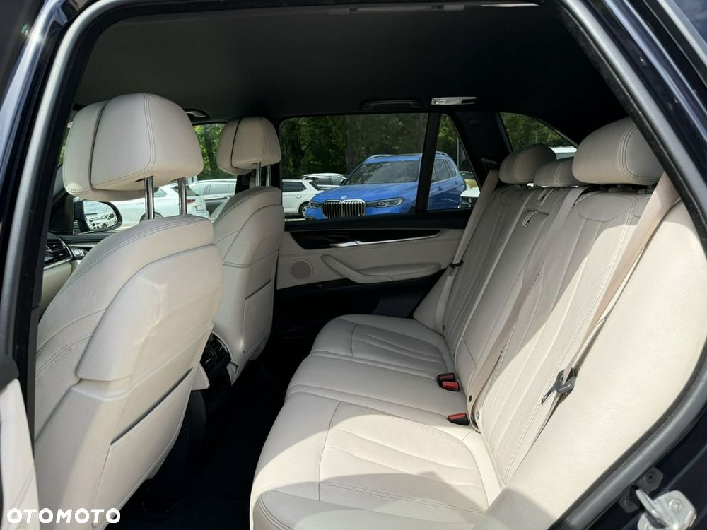 BMW X5 xDrive25d - 14