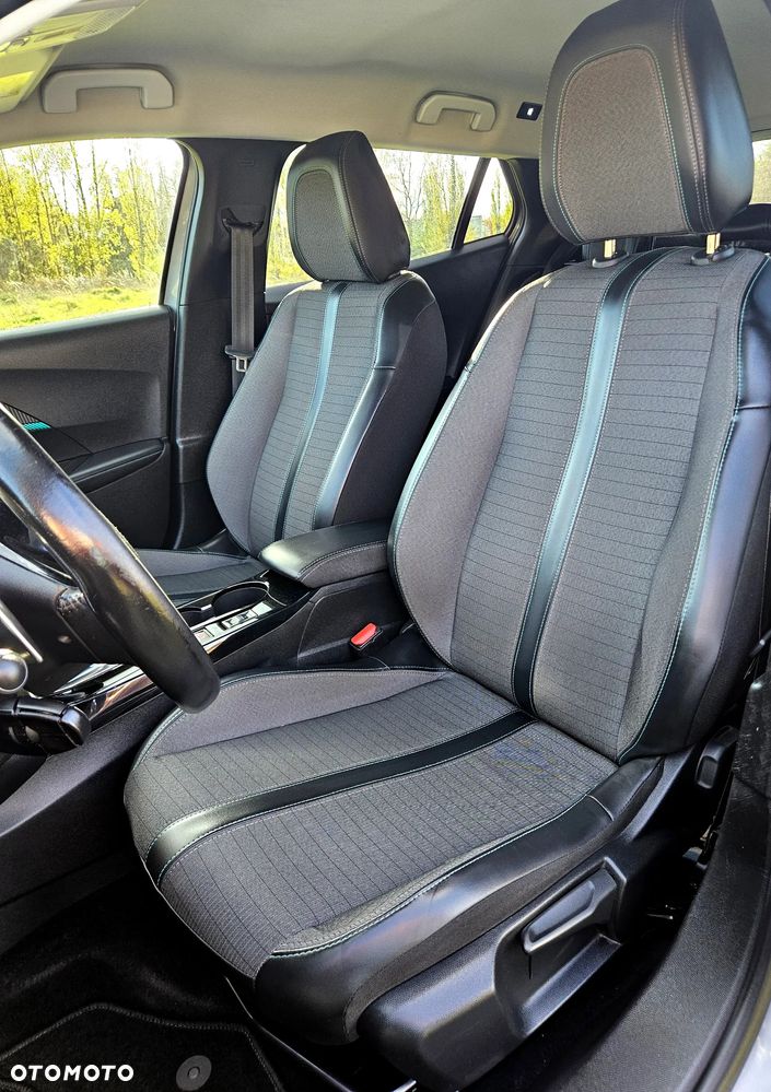 Peugeot 2008 1.5 BlueHDi Allure S&S EAT8 - 14