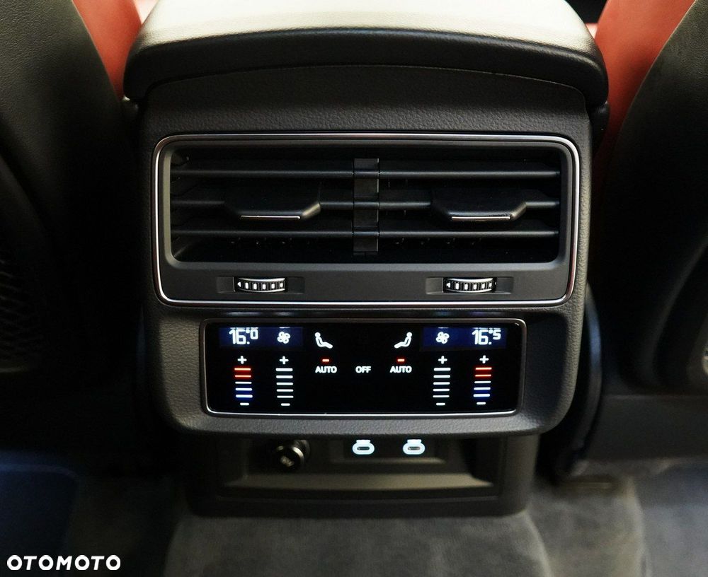 Audi SQ8 - 24