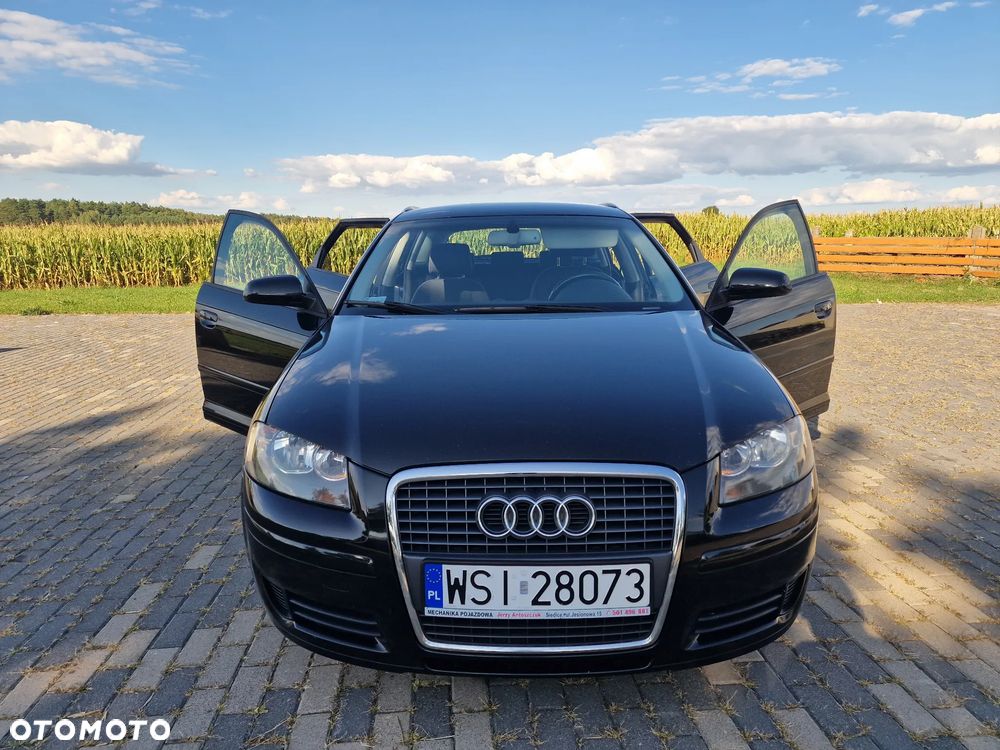 Audi A3 Sportback 2.0 TDI Ambiente - 5