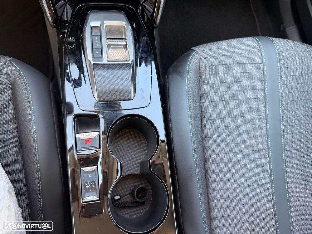 Peugeot 2008 1.2 PureTech Allure EAT8 - 35