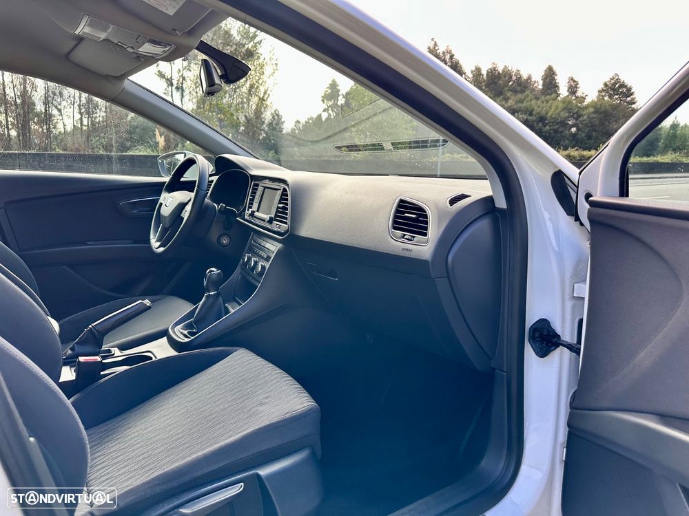 SEAT Leon 1.6 TDI Style Ecomotive - 32