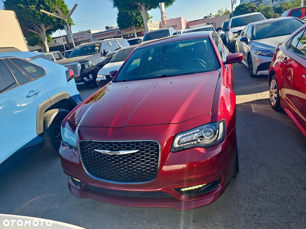 Chrysler 300s - 6