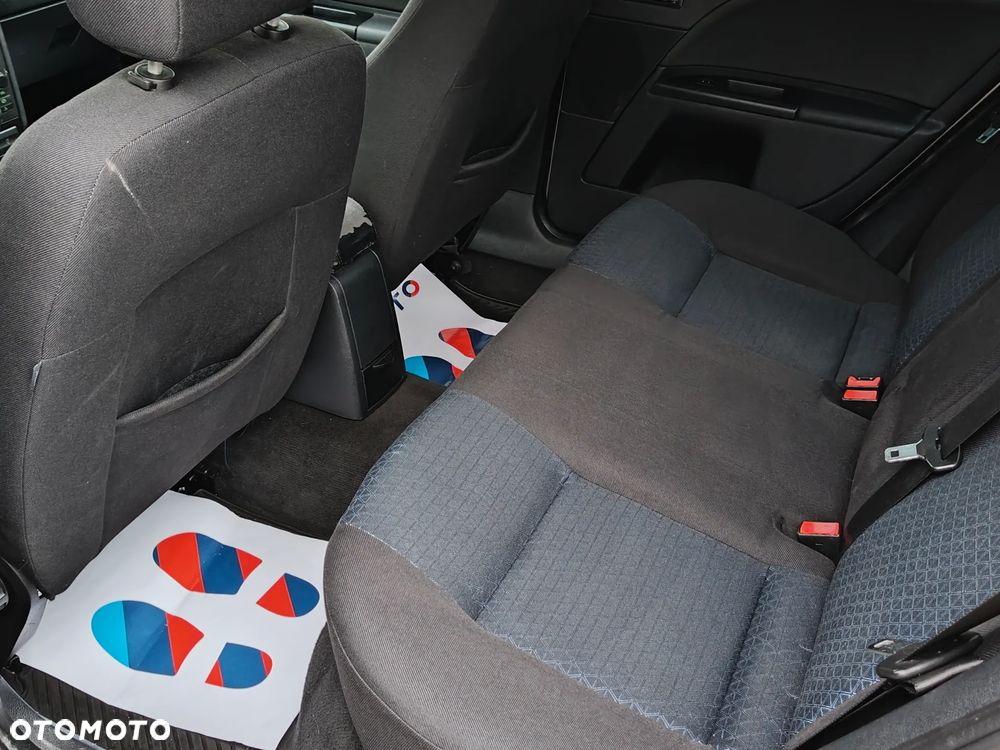 Ford Mondeo 2.0 Ghia X100 / X - 13