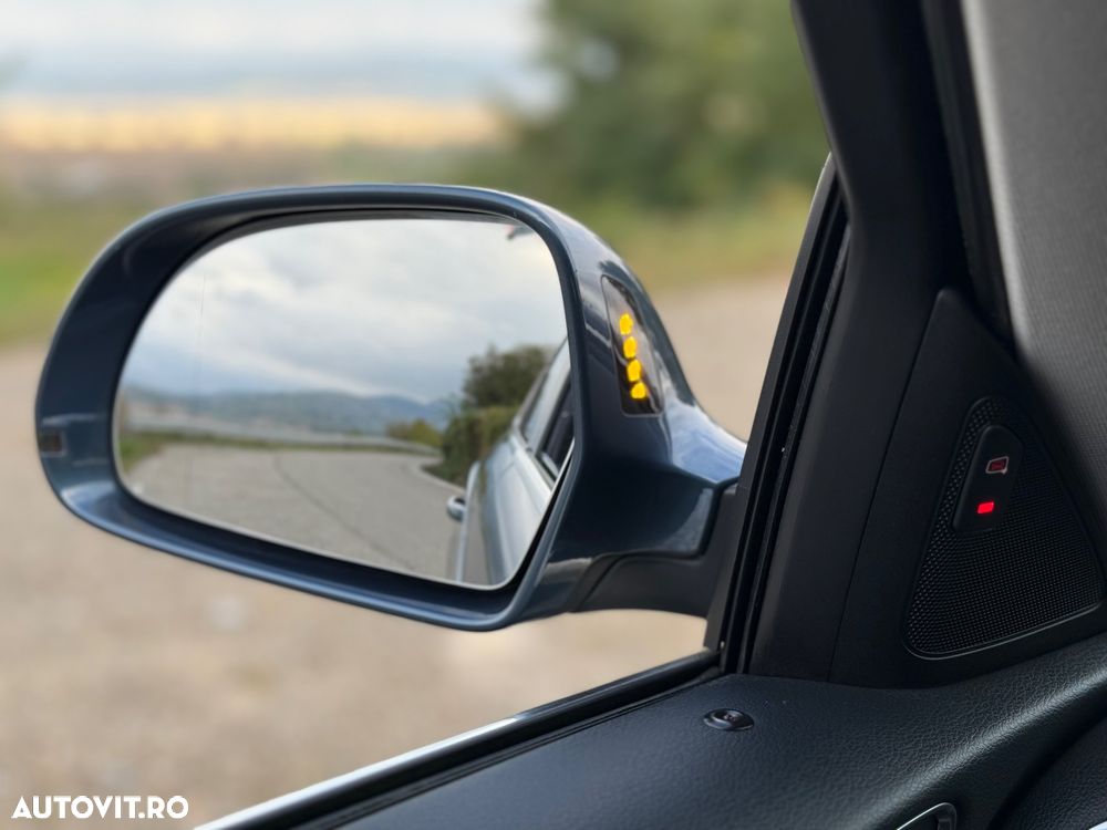 Audi Q3 2.0 TDI Sport - 9