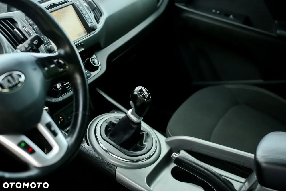 Kia Sportage 2,0 CRDI AWD Vision - 28