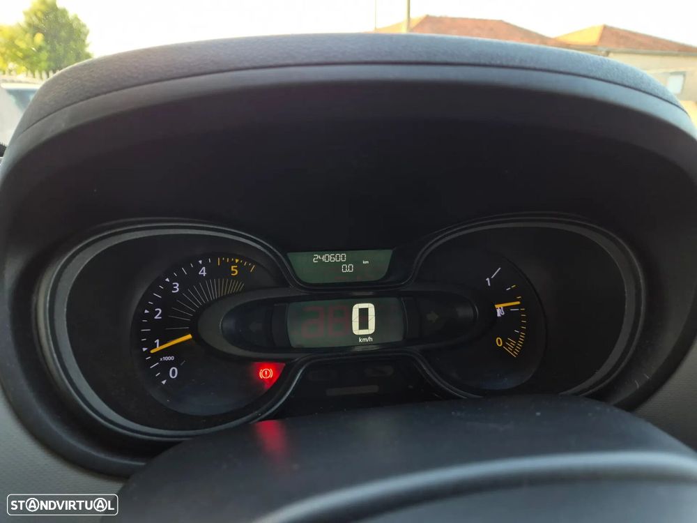 Renault Trafic 1.6 dCi L1H1 1.0T - 19