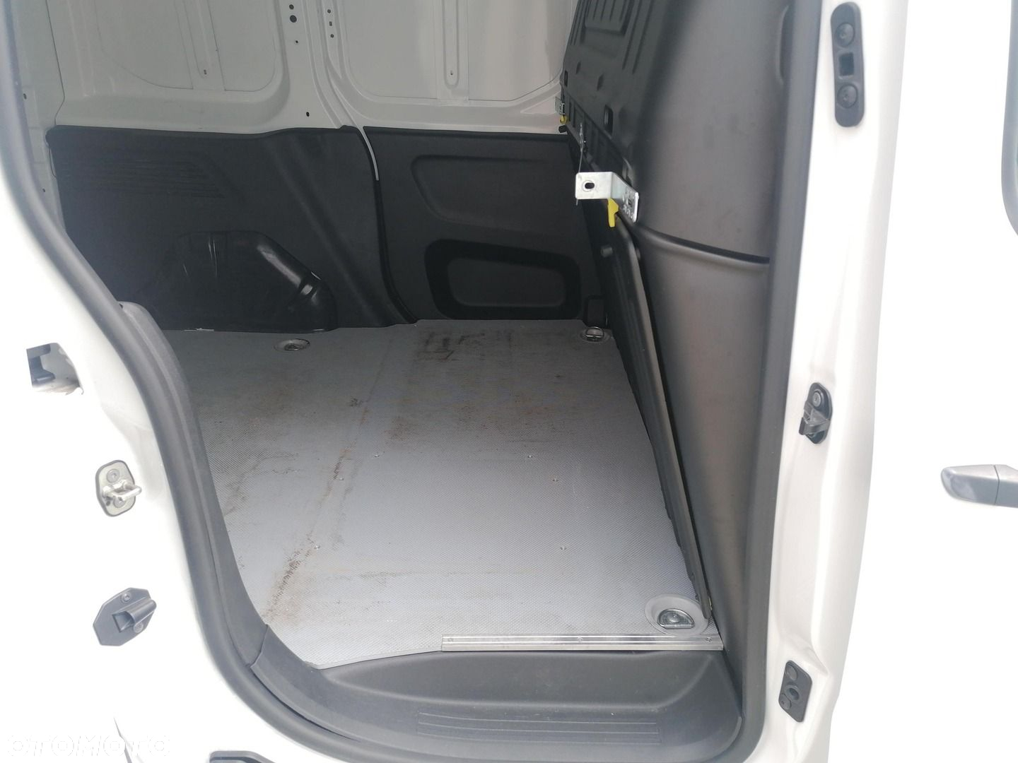 Toyota PROACE CITY - 10