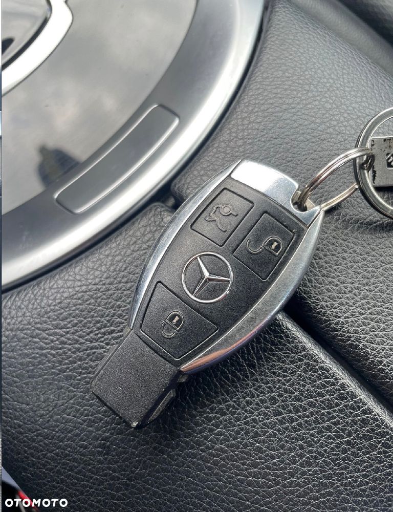 Mercedes-Benz GLC - 29