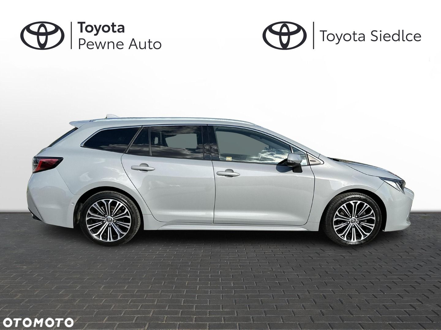 Toyota Corolla - 24