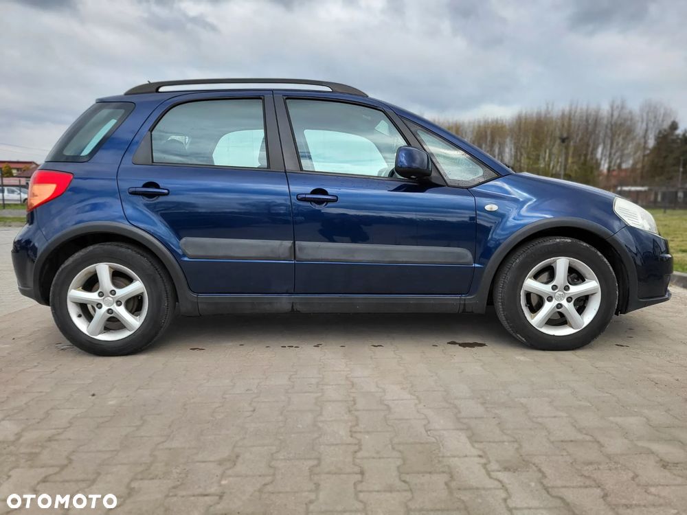 Suzuki SX4 1.6 VVT 4x2 Comfort - 3