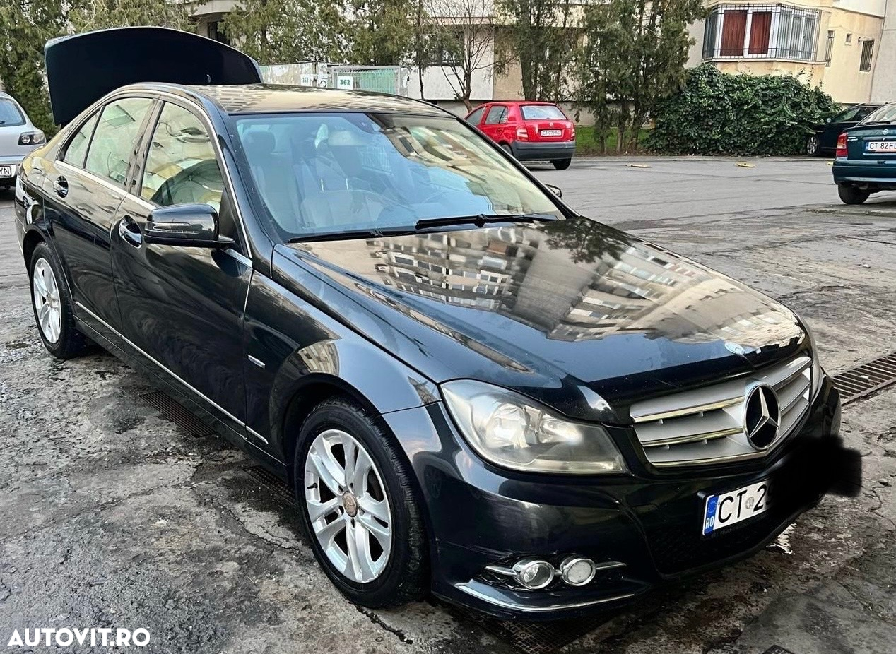 Mercedes-Benz C - 3
