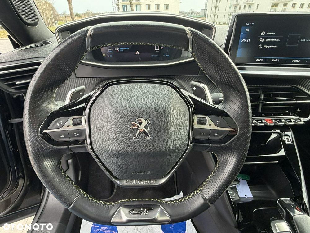 Peugeot 2008 BlueHDi 130 EAT8 GT - 22