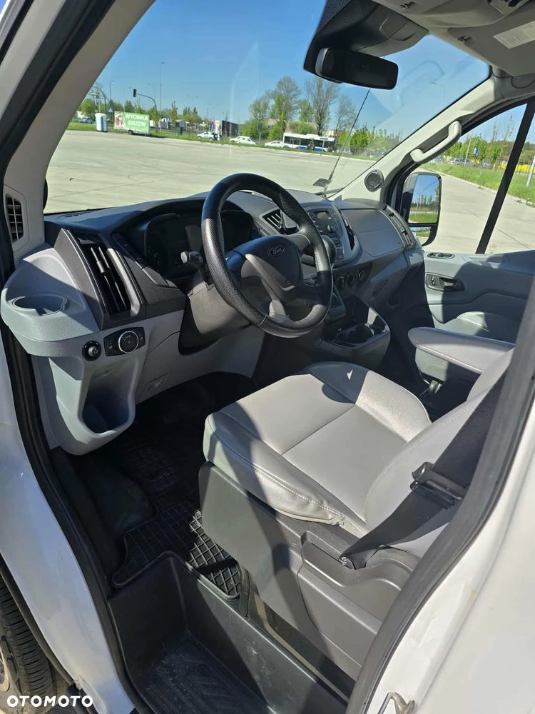 Ford Transit - 10