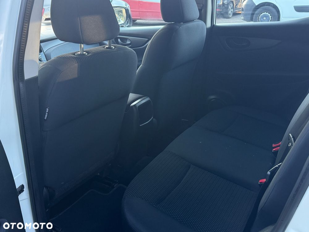 Nissan Qashqai 1.2 DIG-T Visia - 11