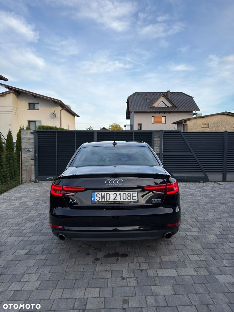 Audi A4 Avant - 10