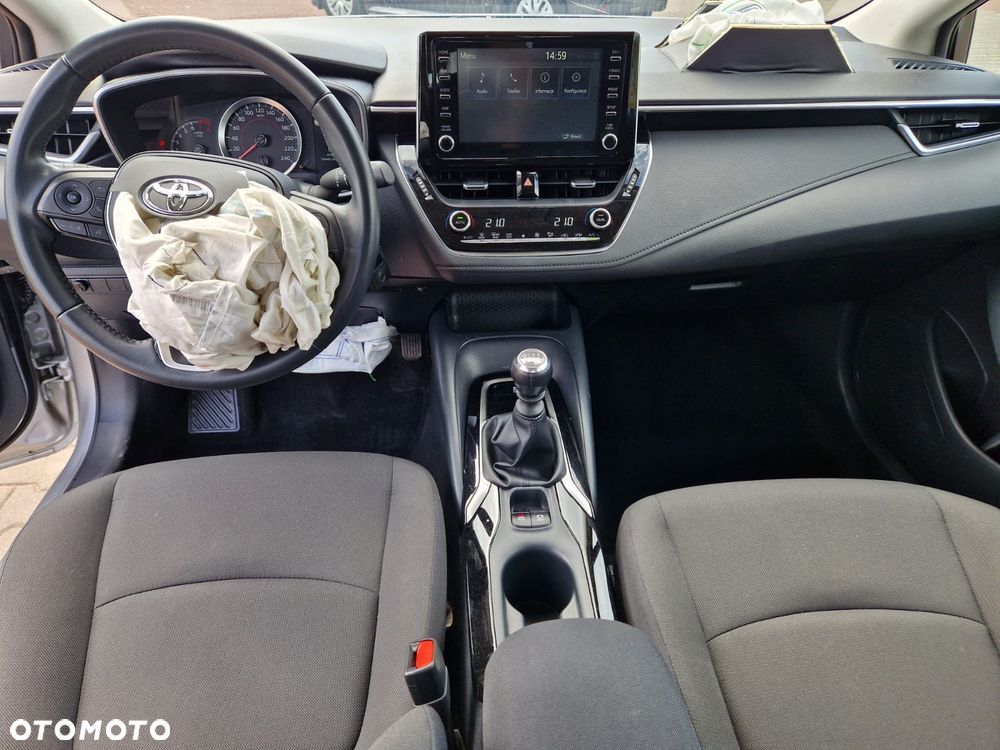 Toyota Corolla 1.5 Comfort - 8