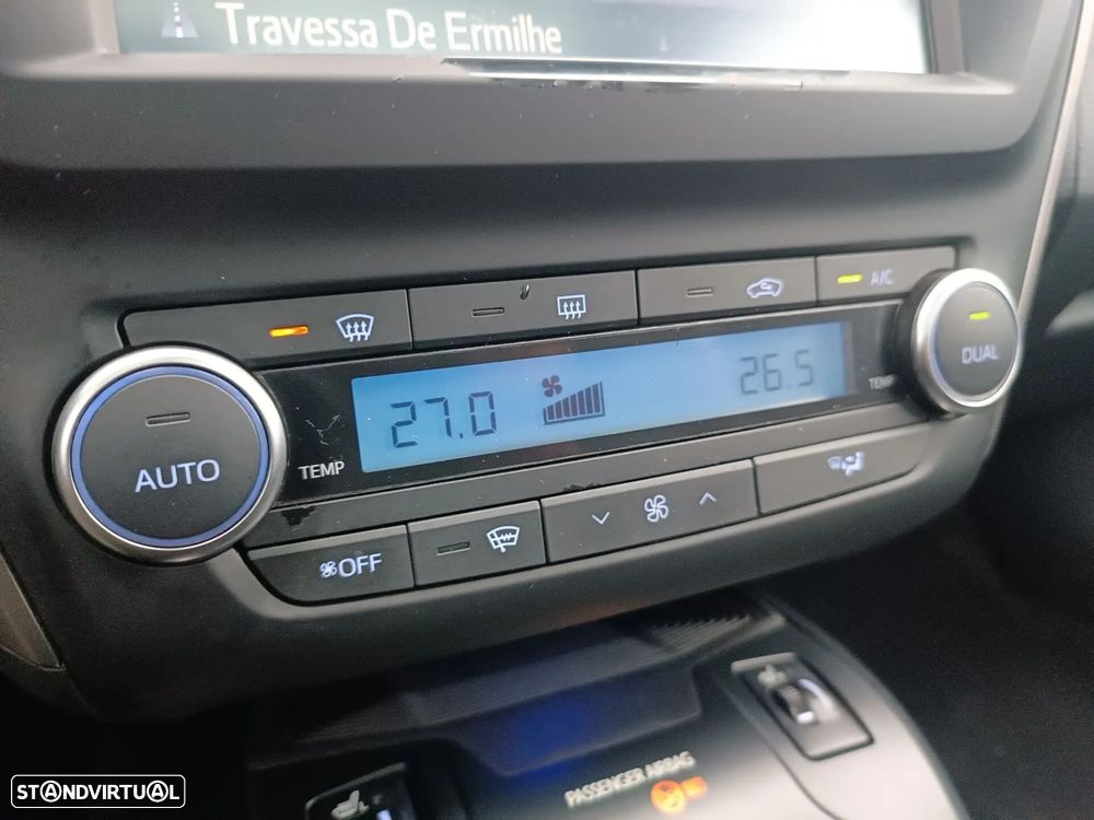 Toyota Avensis Touring Sports 2.0 D-4D Exclusive+GPS - 13