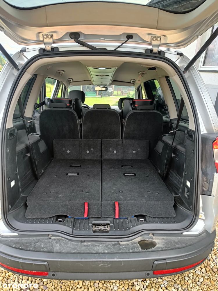 Ford Galaxy 2.0 TDCi Ghia - 25