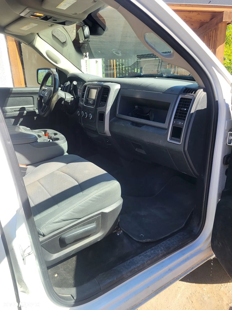 Dodge RAM 5.7 4x4 - 4
