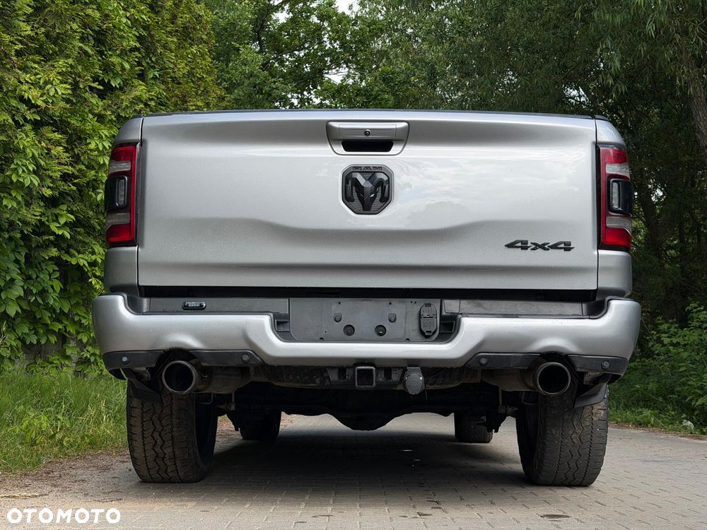 RAM 1500 - 10