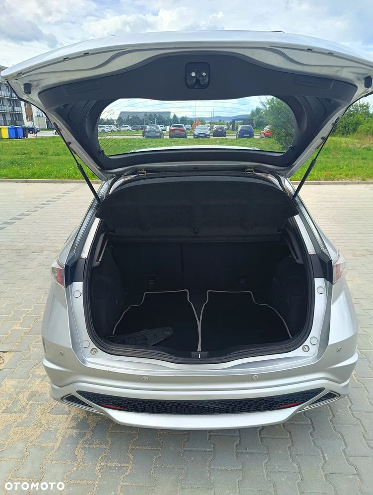Honda Civic - 9