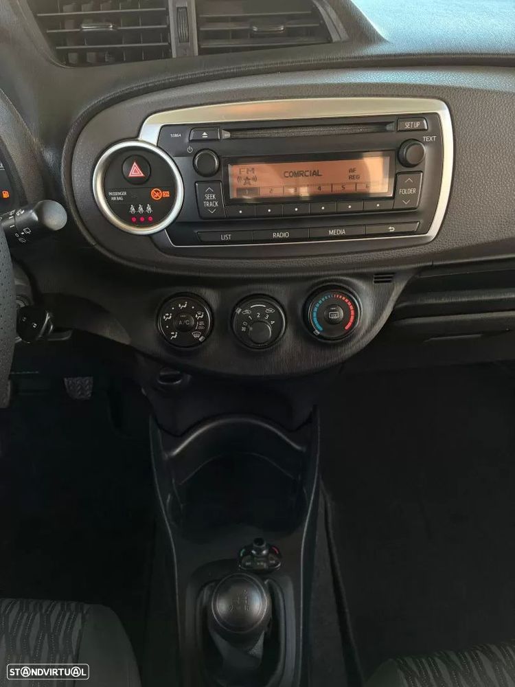 Toyota Yaris 1.0 VVT-i Comfort+AC - 12