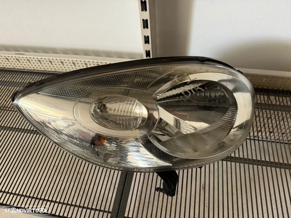 Farol citroen c1 direito - 1